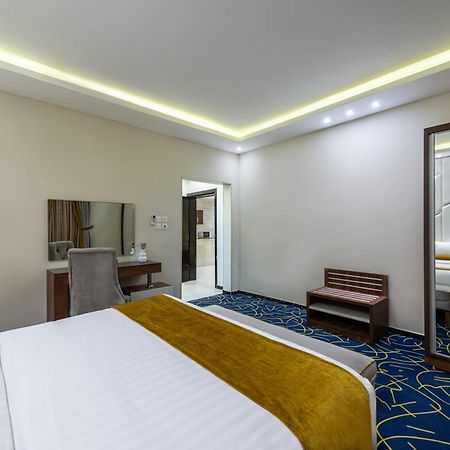 The Palace Hotel Suites Khamis Mushait Εξωτερικό φωτογραφία