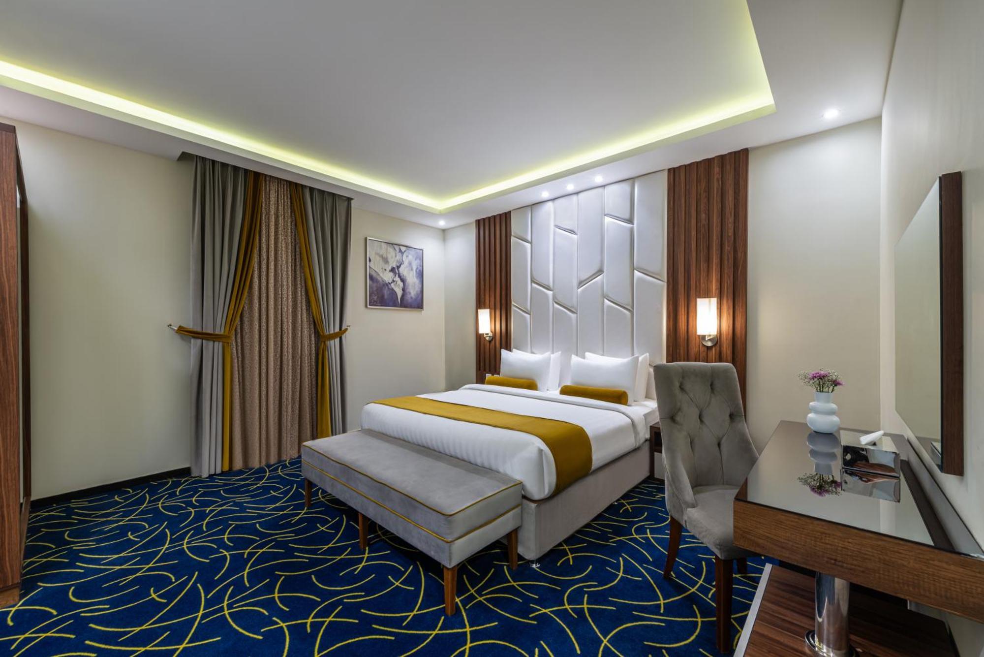 The Palace Hotel Suites Khamis Mushait Εξωτερικό φωτογραφία