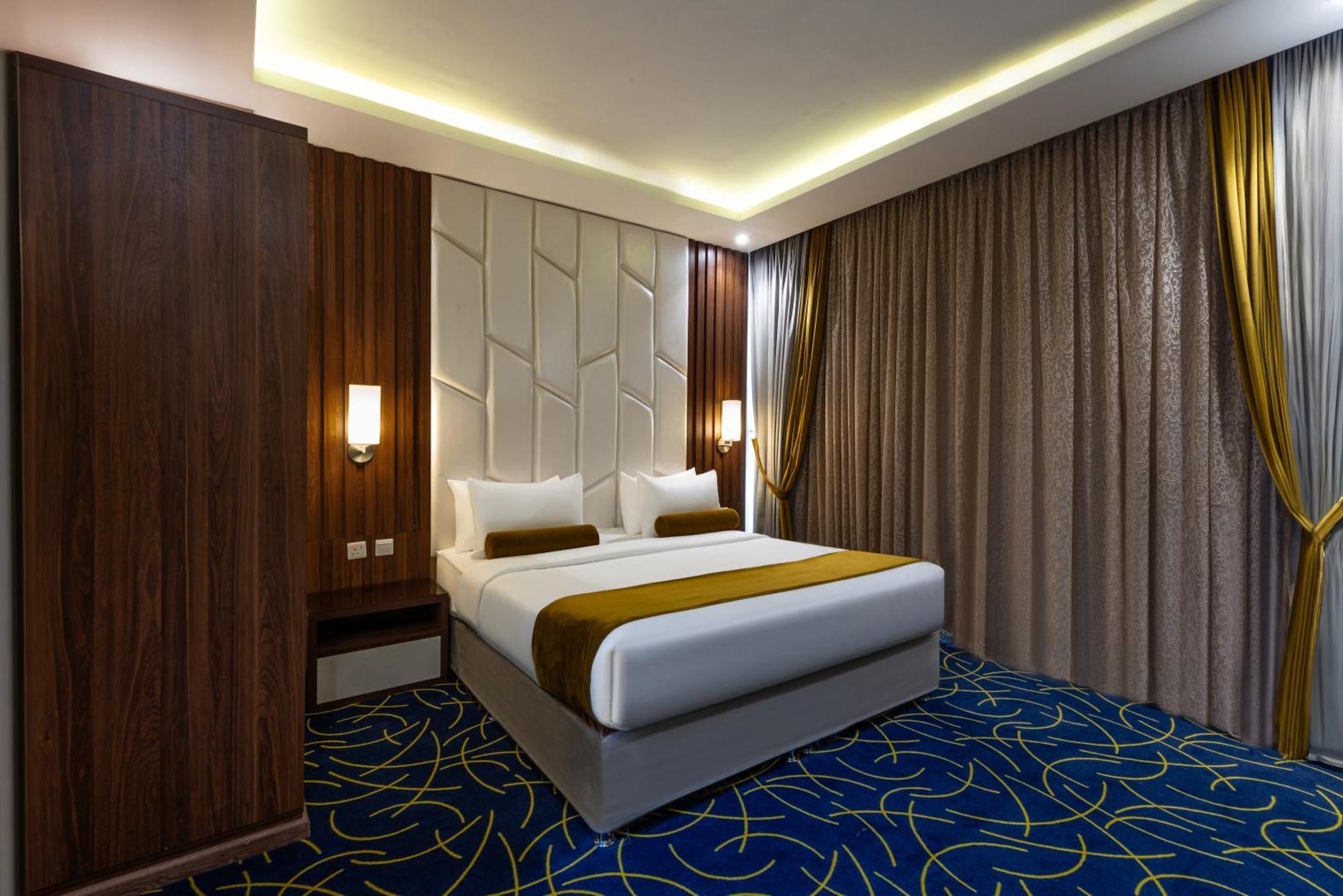 The Palace Hotel Suites Khamis Mushait Εξωτερικό φωτογραφία