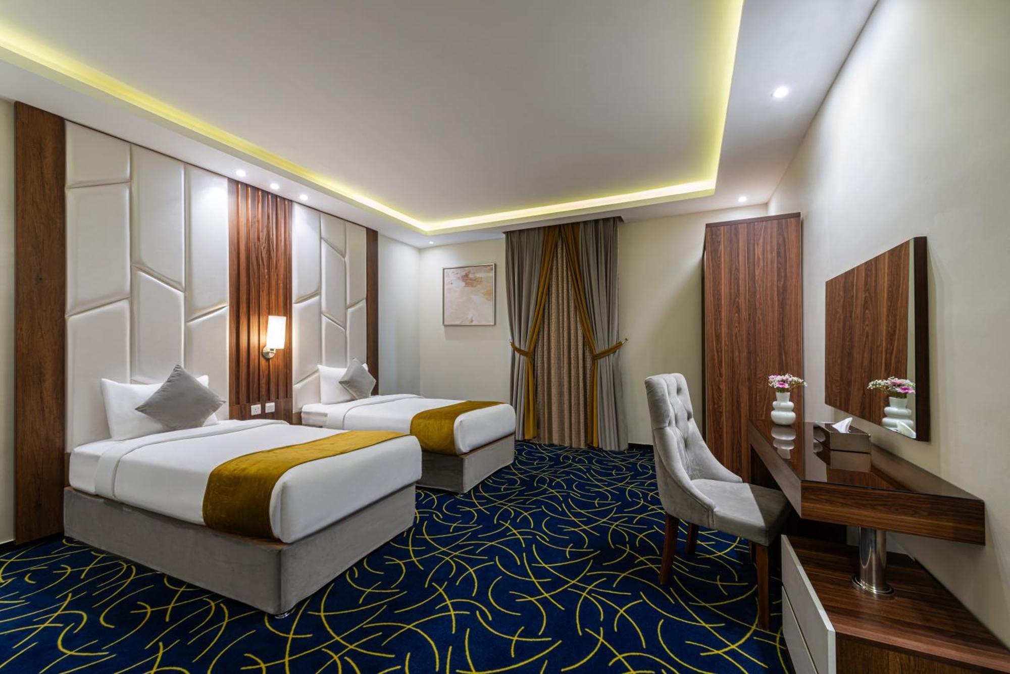 The Palace Hotel Suites Khamis Mushait Εξωτερικό φωτογραφία