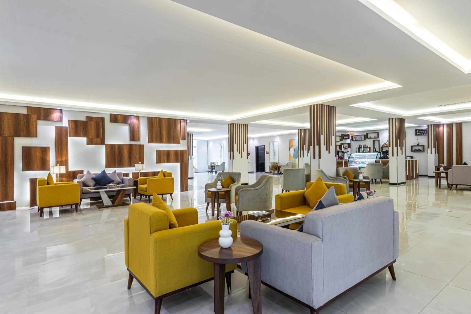 The Palace Hotel Suites Khamis Mushait Εξωτερικό φωτογραφία